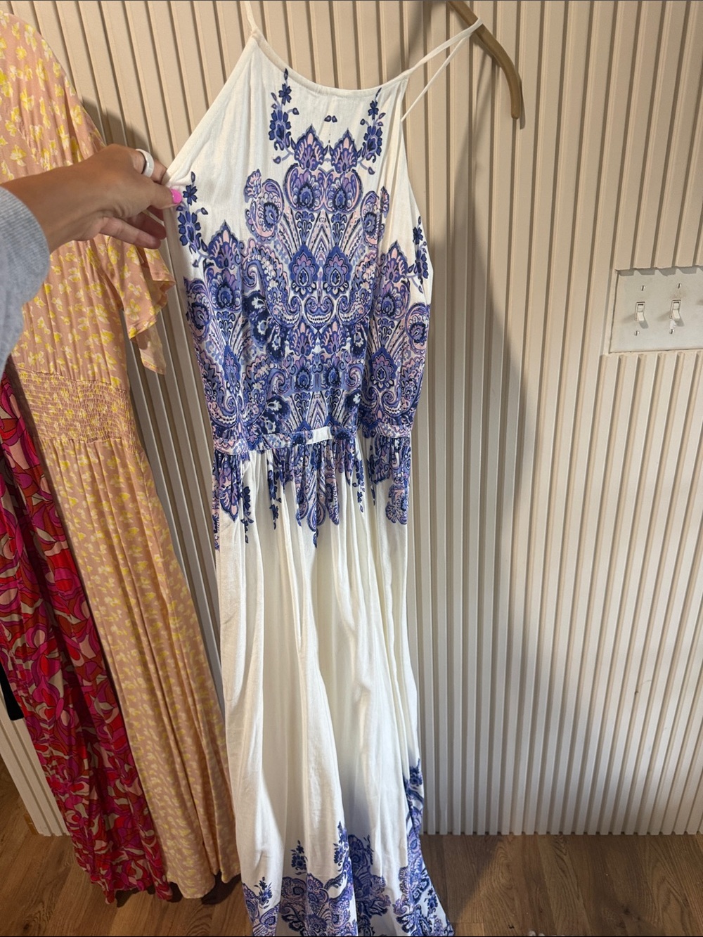 VENUS White Maxi Dress with Blue Paisley Print